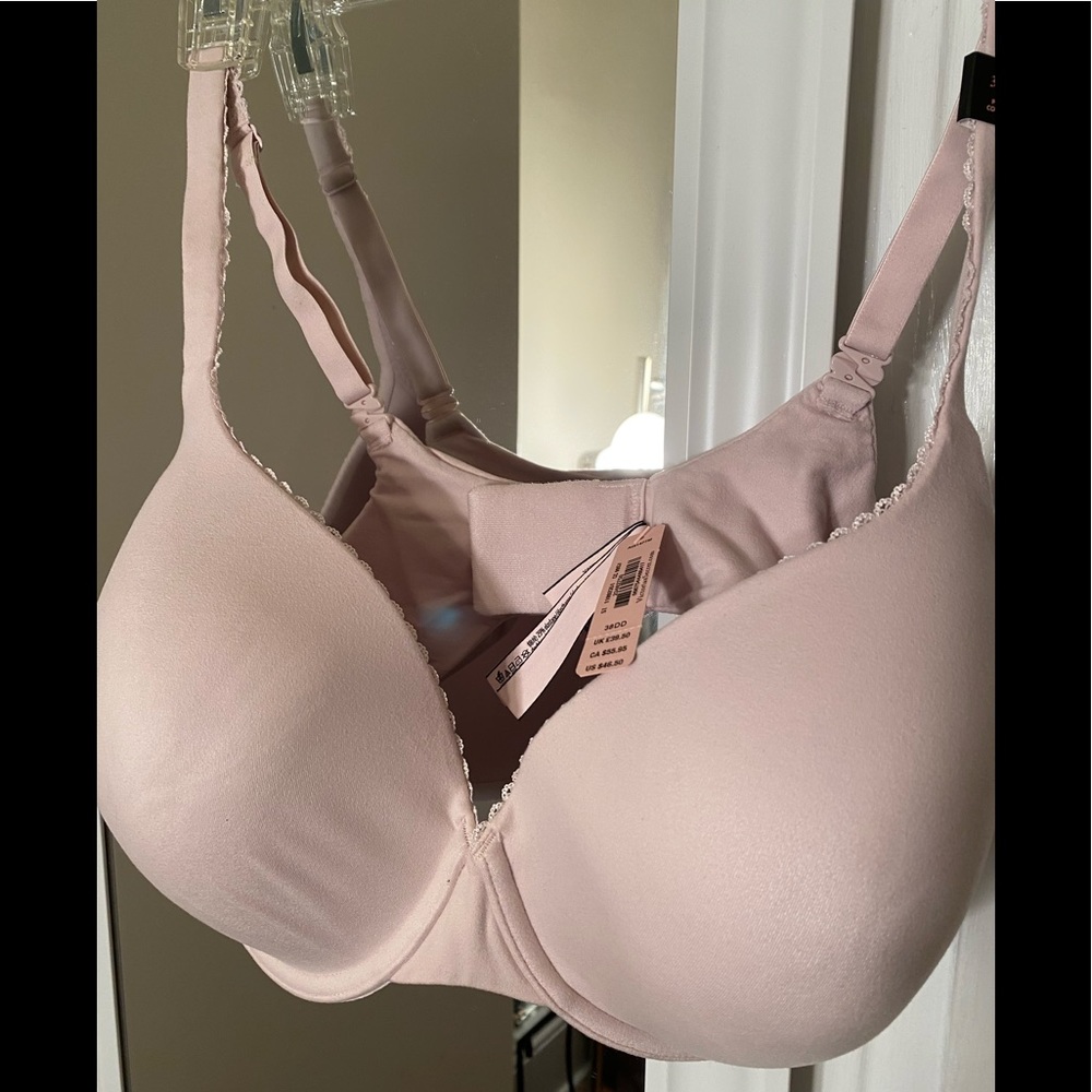 Victoria’s Secret full coverage bra